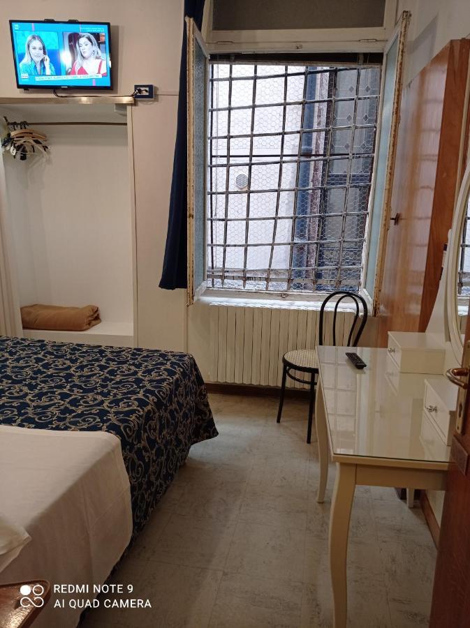 Hotel Caneva Venice Exterior photo